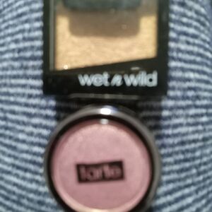 Wet n Wild Shimmering Gold Eyeshadow